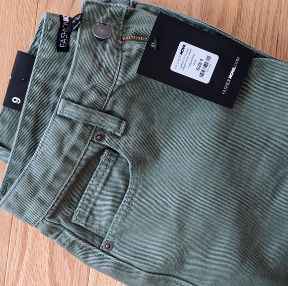 BNWT fashionnova green ripped mom jeans - Picture 5 of 5